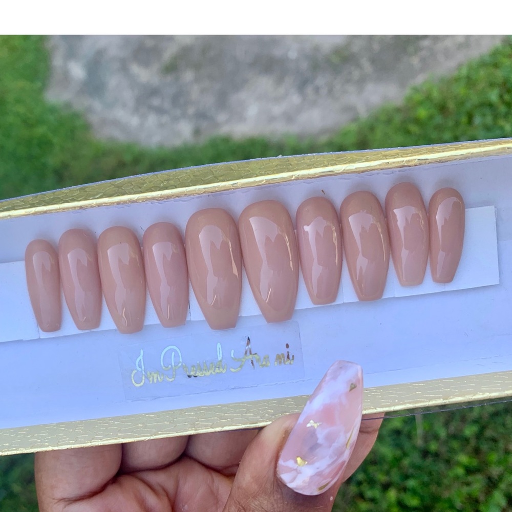 Nude Press On Nails